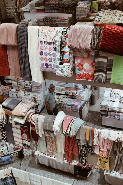 Vải thổ cẩm là gì ? Tại sao chúng lại là nét đẹp dân tộc 3 Vải thổ cẩm là gì ? Tại sao chúng lại là nét đẹp dân tộc – Vải Thun Phú Sang