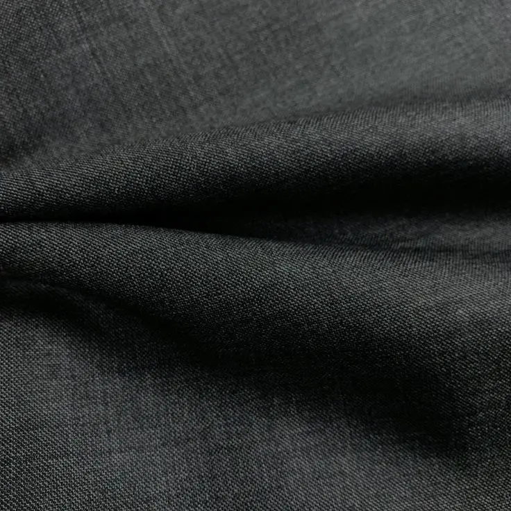 Vải Sharkskin Là Gì? Một Hành Trình Khám Phá Chất Liệu Độc Đáo 3 Vải Sharkskin Là Gì? Một Hành Trình Khám Phá Chất Liệu Độc Đáo – Vải Thun Phú Sang