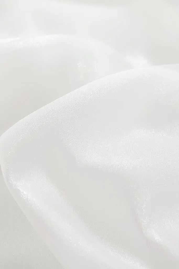 Vải tơ sống Organza là gì? Đặc điểm và ứng dụng 5 Vải tơ sống Organza là gì? Đặc điểm và ứng dụng – Vải Thun Phú Sang