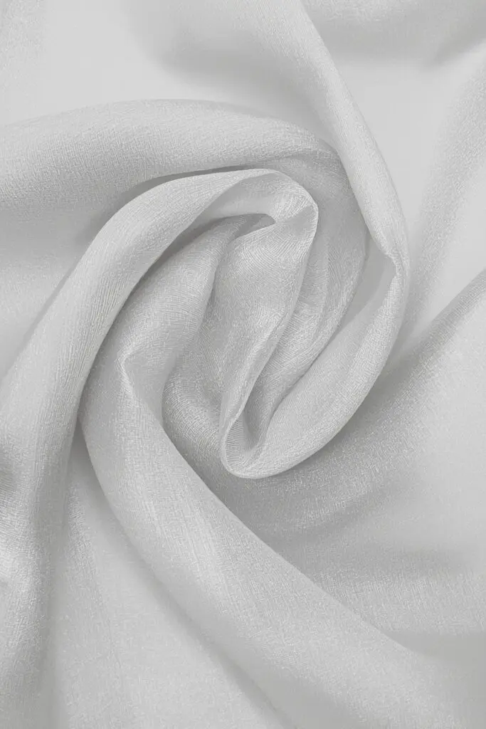 Vải tơ sống Organza là gì? Đặc điểm và ứng dụng 4 Vải tơ sống Organza là gì ?