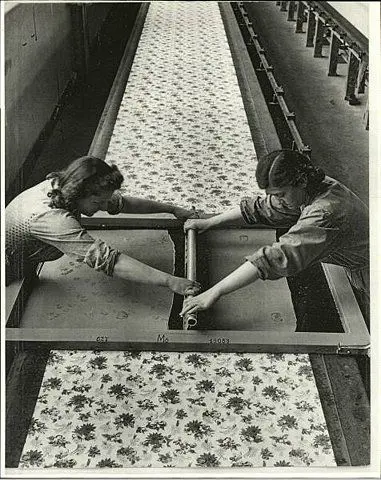 Vải thun in lụa là gì ? 3 Vải thun in lụa là gì ? – Vải Thun Phú Sang