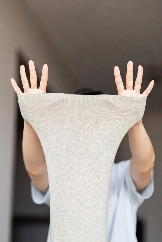 Vải Thun Ngoại Nhập và Nội Địa: So Sánh Chi Tiết & Vì Sao Hàng Nội Địa Ngày Càng “Lên Ngôi” 3 Vải Thun Ngoại Nhập và Nội Địa: So Sánh Chi Tiết & Vì Sao Hàng Nội Địa Ngày Càng “Lên Ngôi” – Vải Thun Phú Sang